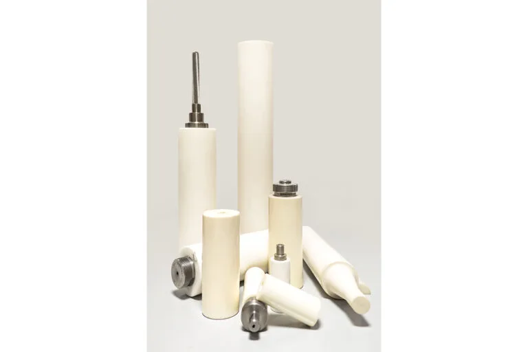 Pistoni e pistoni montati